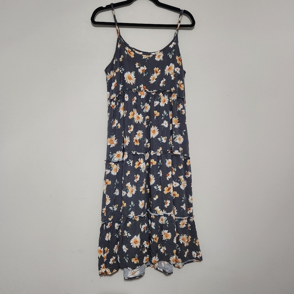 Maurices Dresses & Skirts - Maurices gray sunflower maxi tiered dress medium boho floral cottagecore